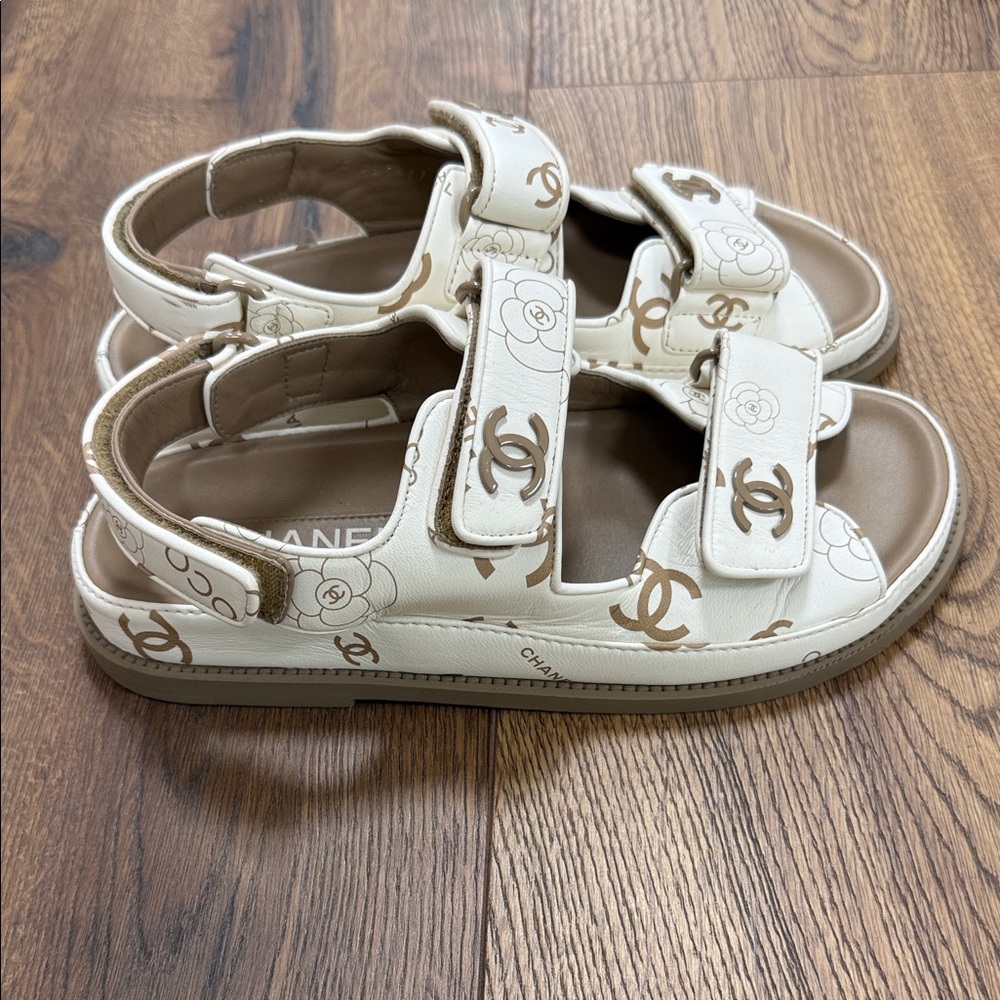 Chanel Dad Sandals - Cream and Brown - Picture 4 of 6